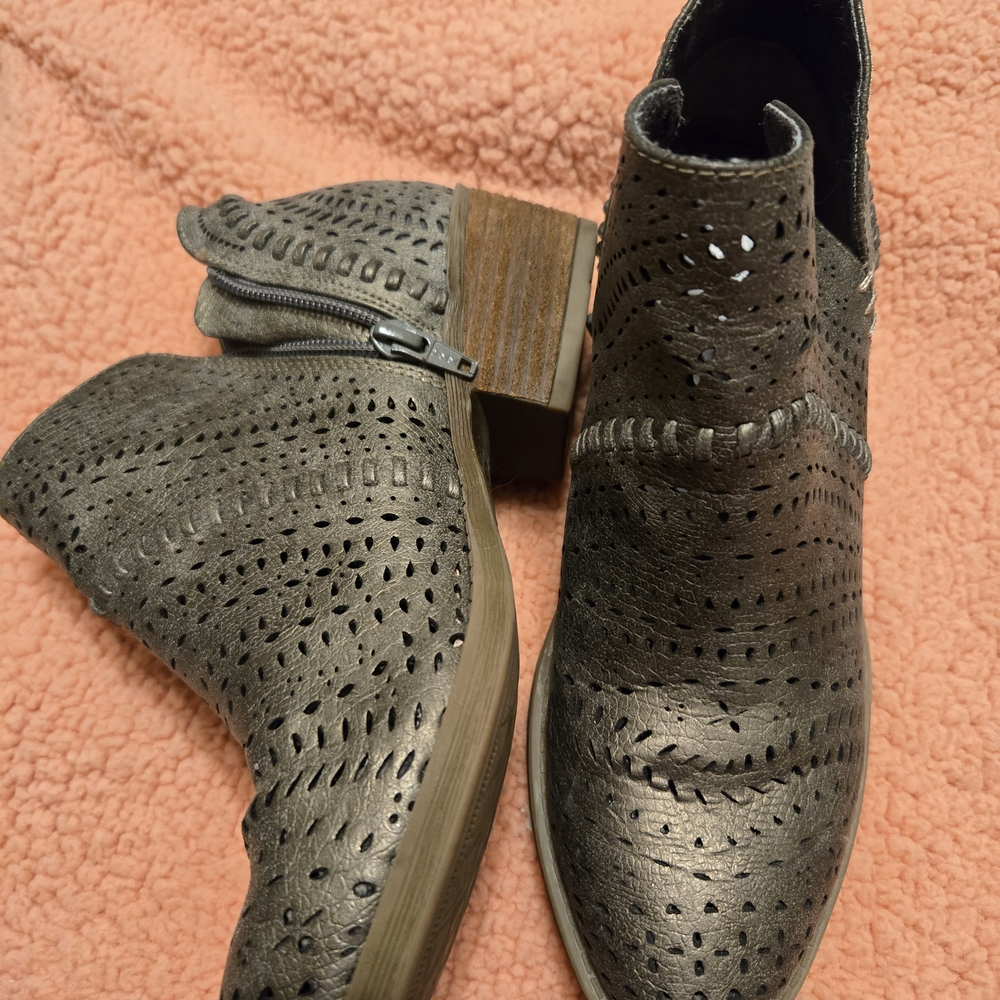 Stylish Women's Perforated Ankle Boots